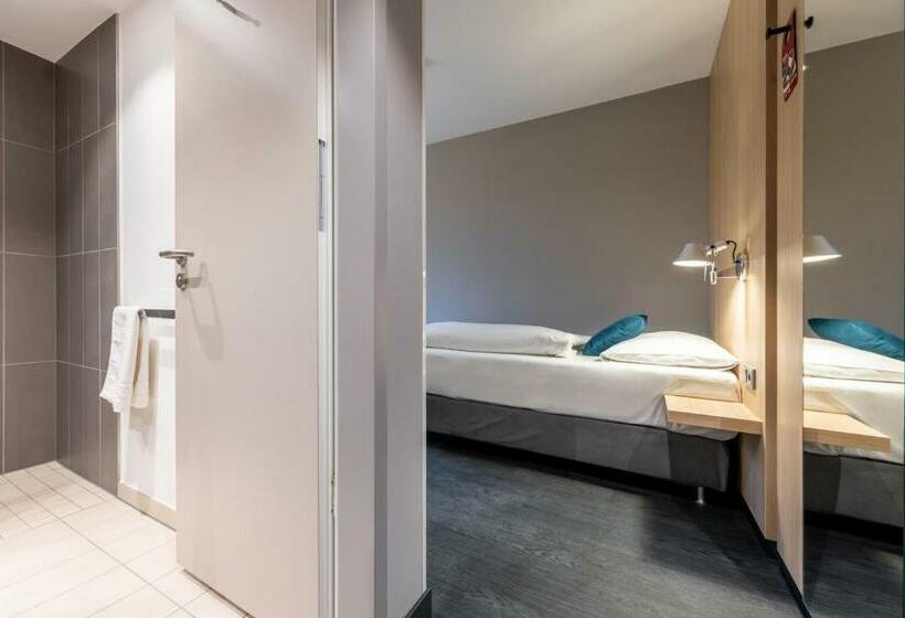 Номер Стандарт Индивидуальный, Serways Hotel Hösel