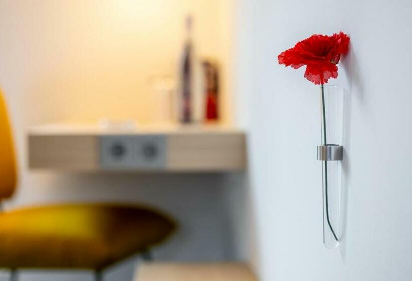 Номер Стандарт Индивидуальный, Serways Hotel Hösel