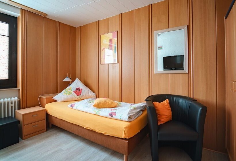 غرفة قياسية فردية, Schröder S Hotelpension