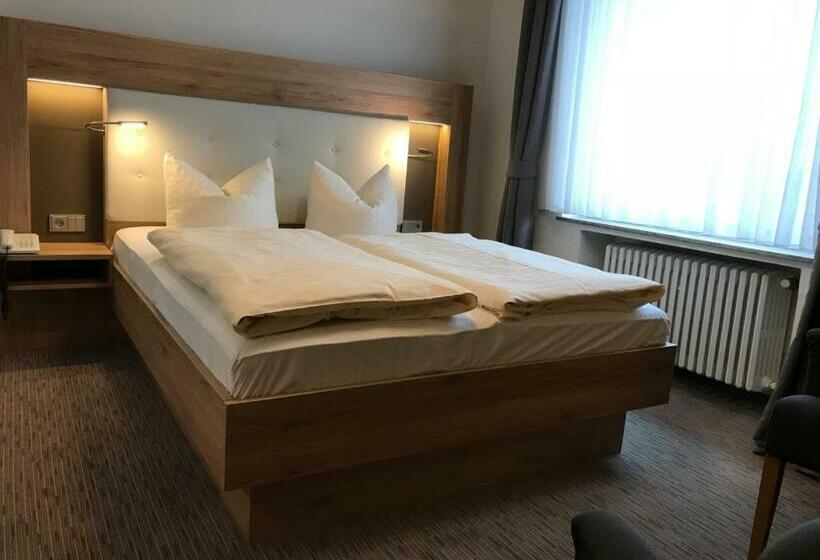 Номер Стандарт, Weinhotel Römerbad