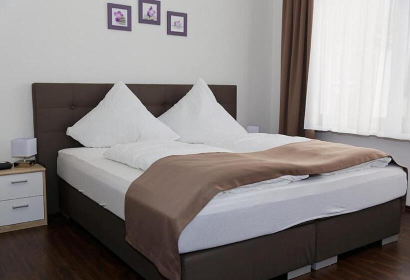 스탠다드 룸, Hüttl   Garni