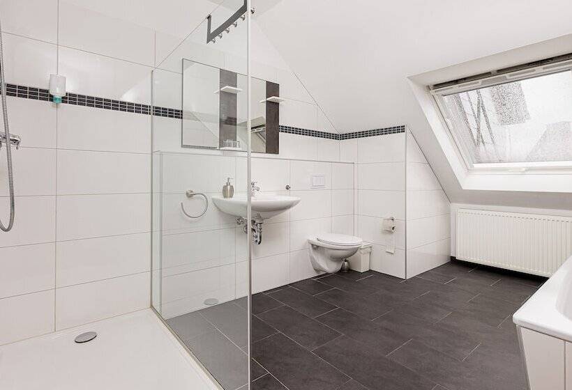 Апартаменты Deluxe 2 Спальни, Rutherbach
