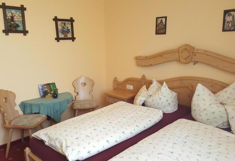 חדר סטנדרט, Landhotel Burgenblick Garni & Tagungs