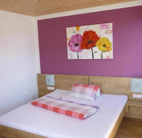 Номер Стандарт, Gasthof Hotel Traube