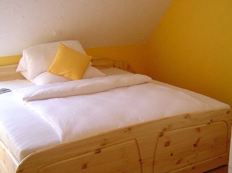 Номер Стандарт, Gasthof Hotel Traube