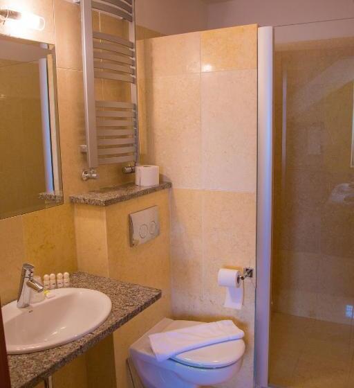 اتاق استاندارد, Atol Spa