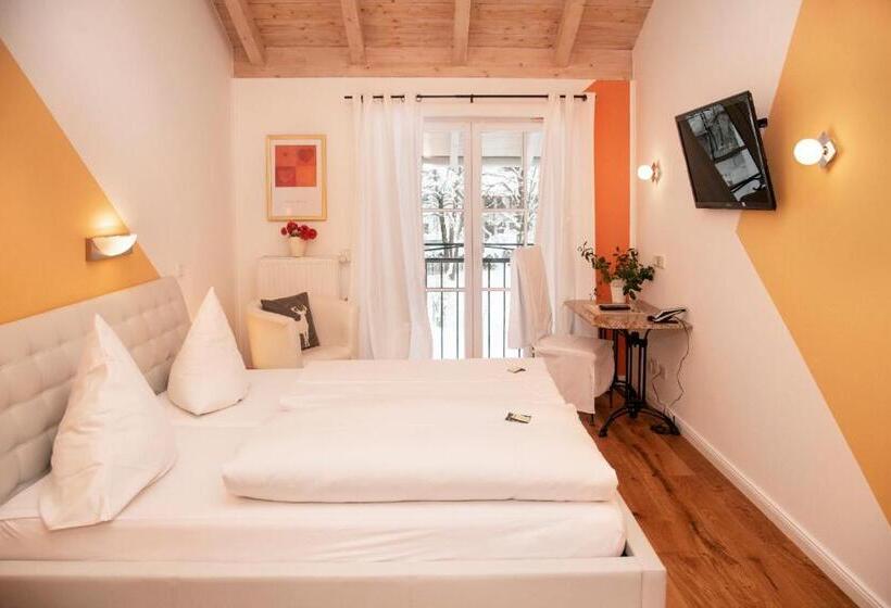Номер Стандарт, Landhaus Hotel Wolfratshausen