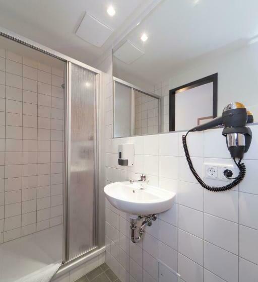 Одноместный Номер Basic, Mcdreams Hotel Wuppertal City
