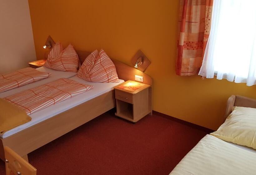 Семейный Номер, Roseggerhof