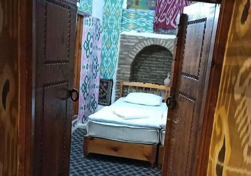 اتاق استاندارد, Mekhtar Ambar  Caravan Sarai Xix