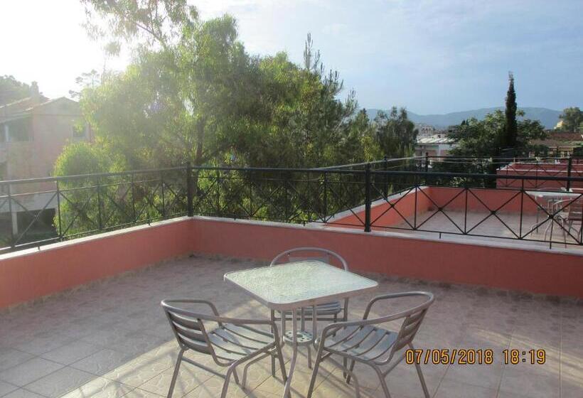 اتاق لوکس با بالکن, Gouvia House Luxury Apartments