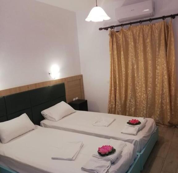 اتاق لوکس با بالکن, Gouvia House Luxury Apartments