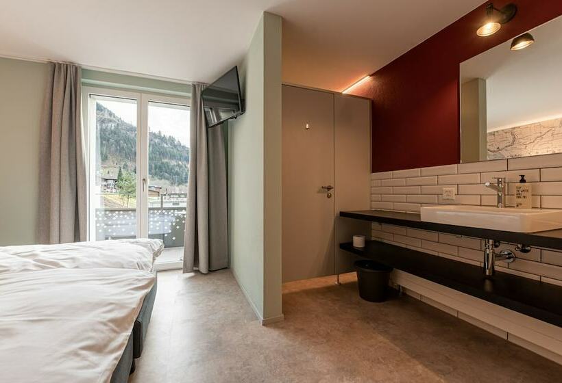 Семейный Номер, Emma S Hotel   Bed & Breakfast Self Check In