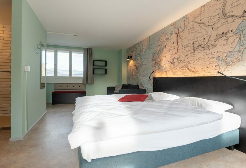 Семейный Номер, Emma S Hotel   Bed & Breakfast Self Check In