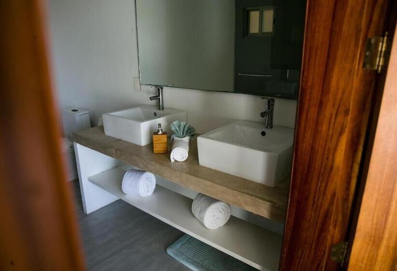 Quarto Estandar com Sacada, La Casa Cielo