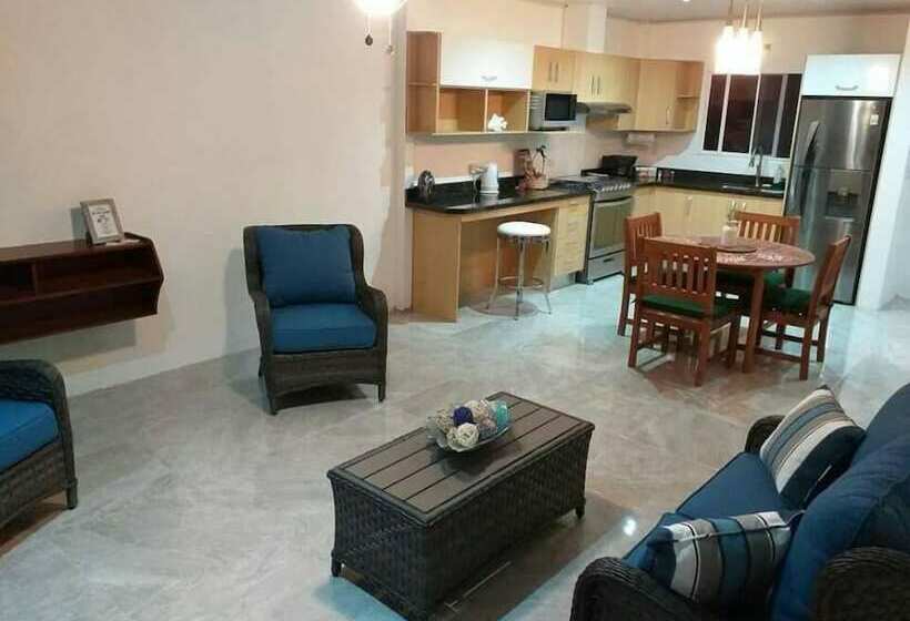 Семейные Апартаменты 3 Спальни, Casa Blanca Hill