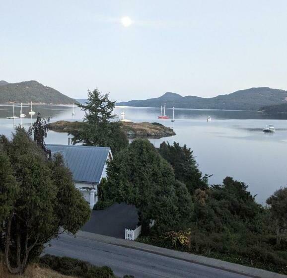 Апартаменты 2 Спальни Вид на Море, The Landmark Inn On Orcas Island