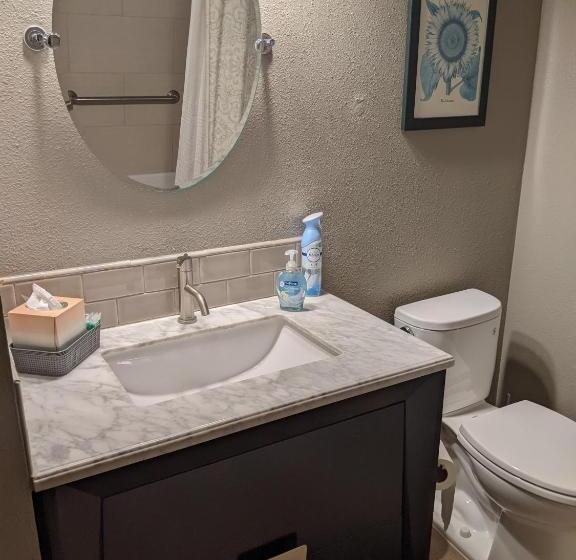 Апартаменты 2 Спальни, The Landmark Inn On Orcas Island