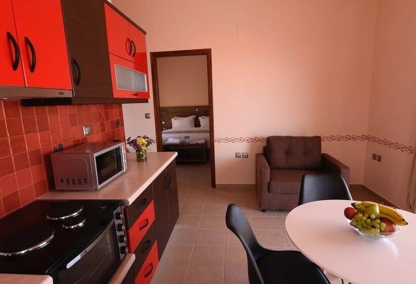 Люкс Superior Вид на Море, Cyrenia Guesthouse