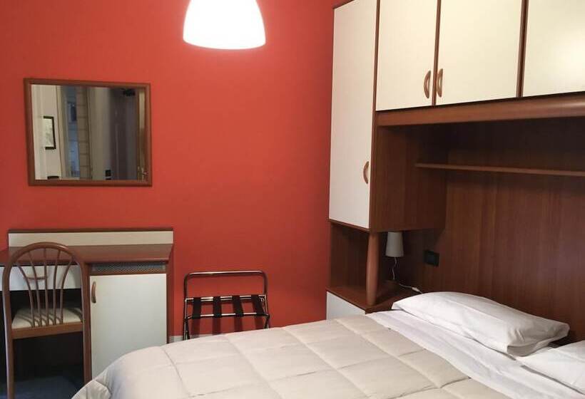 Номер Стандарт Трехместный, Cortina