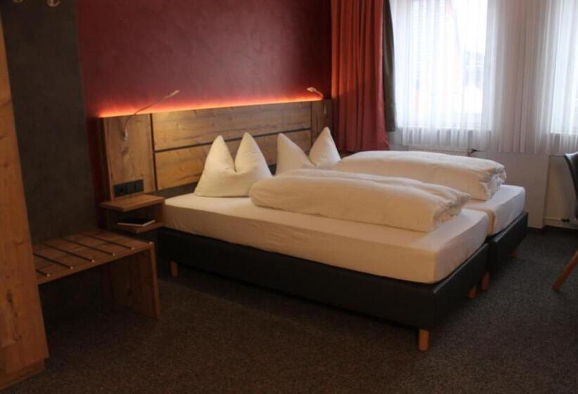 Номер Стандарт, Gasthof Goldene Krone