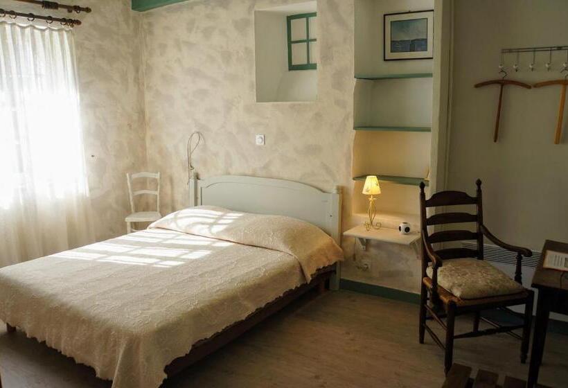 Трехместный Номер Комфорт, Maison Du Manoir