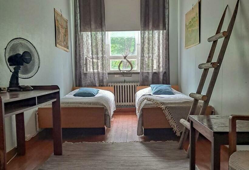 Номер Стандарт Совместная Ванная, Vanhan Koulun Majatalo Old School Guest House