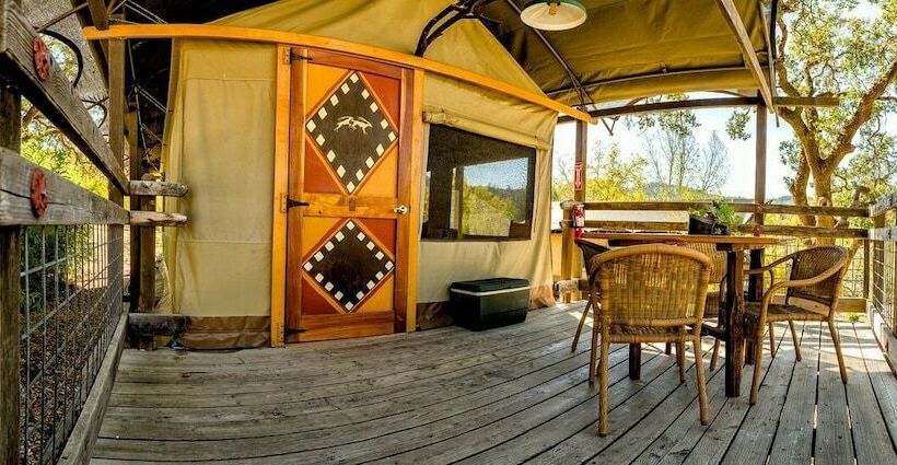 Deluxe Tent, Safari West