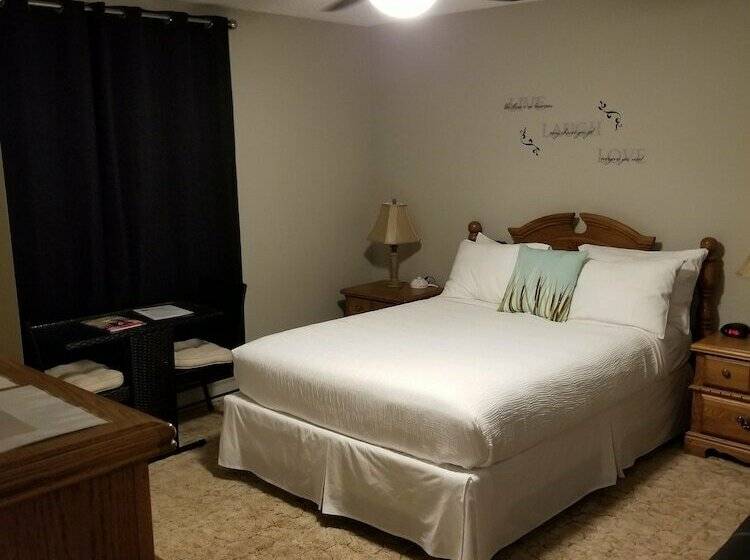 Номер Стандарт Двуспальная Кровать, Bee 'n Bee Bed N' Breakfast