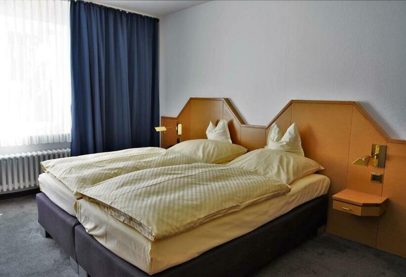 Номер Стандарт, Parkhotel Goldlinde