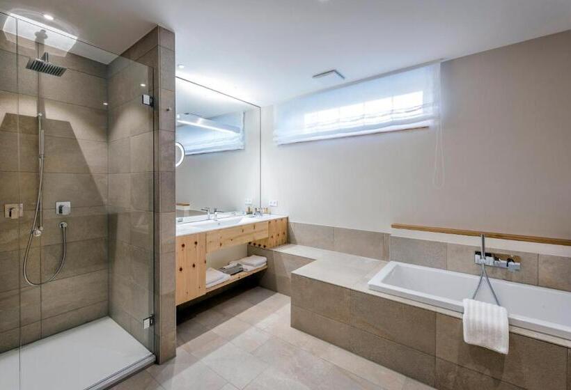 Люкс Повышенной Комфортности, Klosterhof – Alpine Hideaway & Spa
