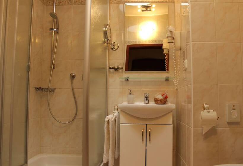 클래식 룸, Stadthotel Augsburg