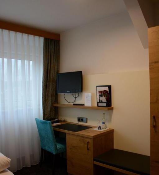 Номер Стандарт Индивидуальный, Die Krone Am Fluss   Landhotel Sindringen