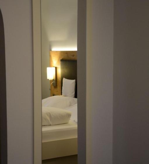 Номер Стандарт, Die Krone Am Fluss   Landhotel Sindringen