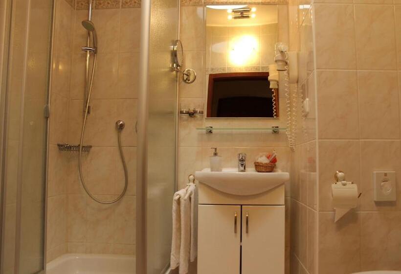 클래식 룸, Stadthotel Augsburg