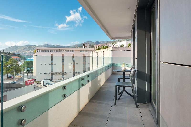 سوییت جونیور با بالکن, Boutique Hotel Porto