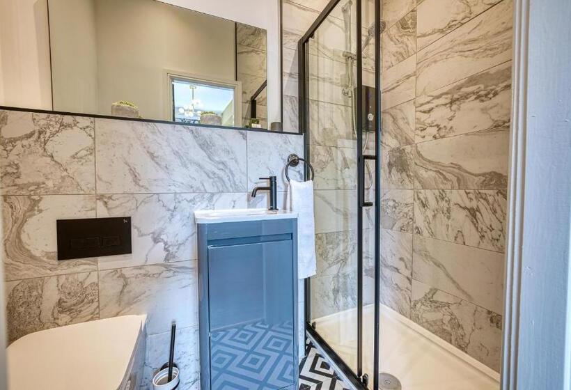 Студия Superior, Haworth Heights   An Amazing Aparthotel!