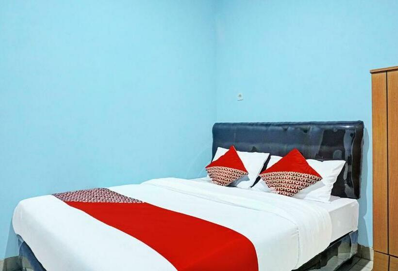 Standart Oda, J&b Rooms Tomang Jakarta Mitra Reddoorz