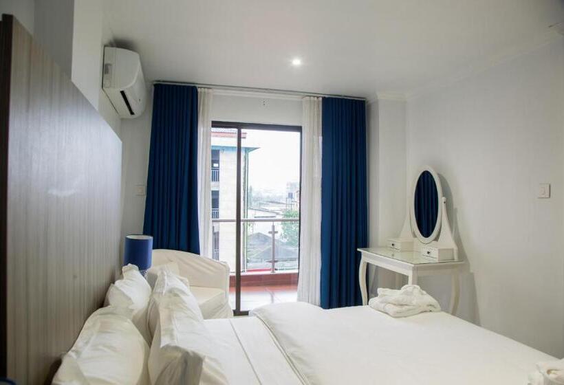 Deluxe Suite King Bed, Wdc Aparthotel   Buea