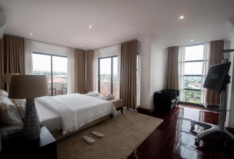 1 Bedroom Penthouse Apartment, Wdc Aparthotel   Buea