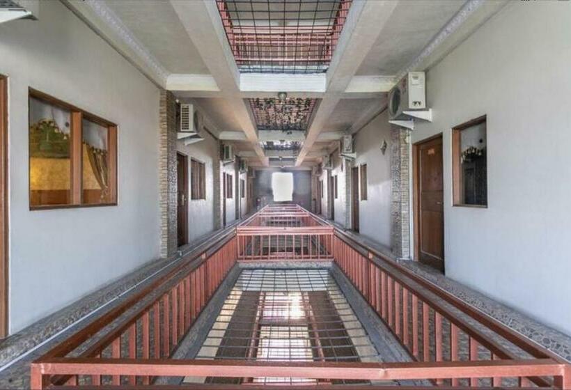 اتاق سوپریور, Urbanview Hotel Kanca Banjarmasin By Reddoorz