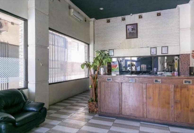 اتاق اکونومی, Urbanview Hotel Kanca Banjarmasin By Reddoorz