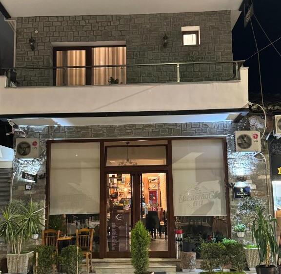 اتاق استاندارد با بالکن, çuçi B&b