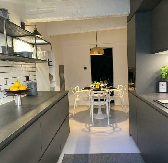 Апартаменты 2 Спальни, Casa Valeria   Guest House Centro Storico
