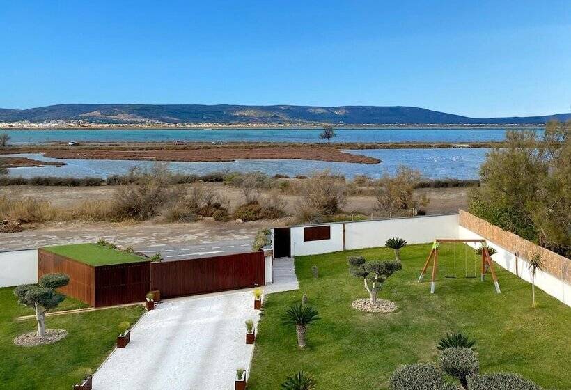 Номер Deluxe Вид на Море, Villa Miramar Frontignan