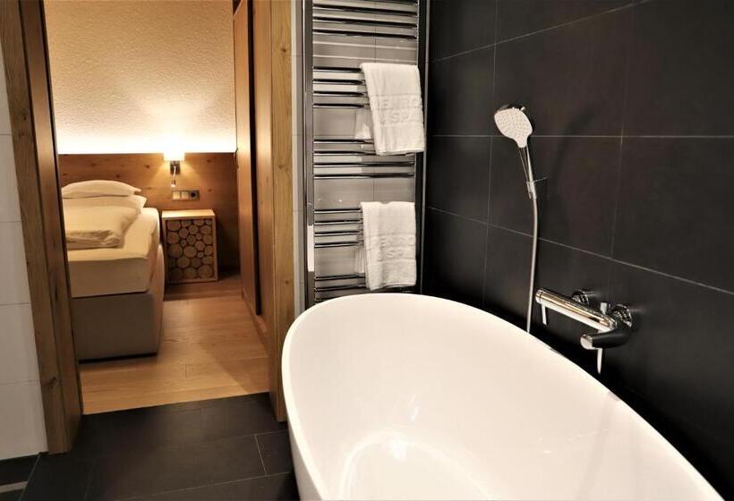 سوییت جونیور, Aktiv & Spa Hotel Alpenrose
