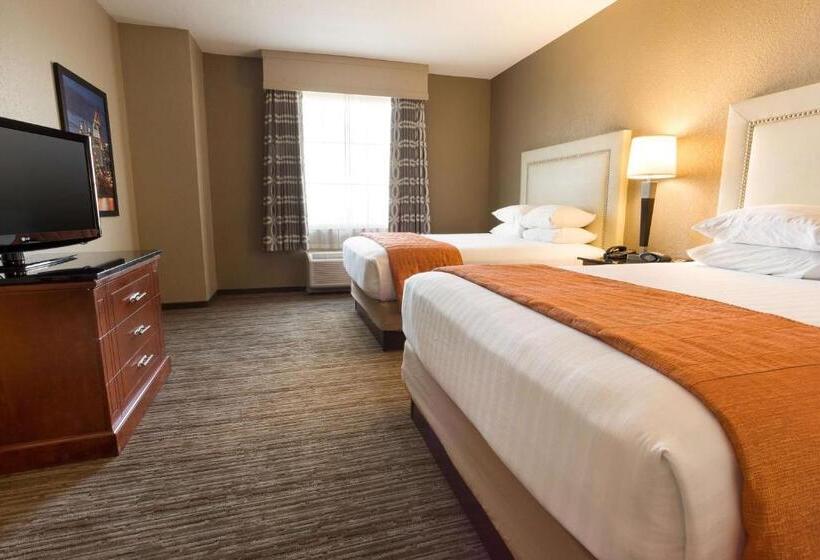 适合残疾人士使用的套间, Drury Inn & Suites Cincinnati Sharonville