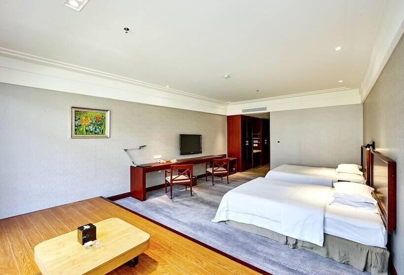Семейный Номер, Tongli Lakeview