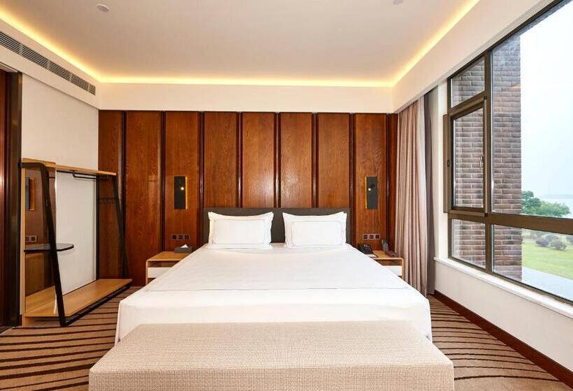 Президентский Люкс, Tongli Lakeview