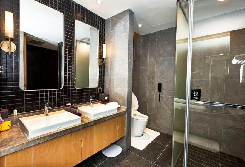 Quarto Familiar, Tongli Lakeview